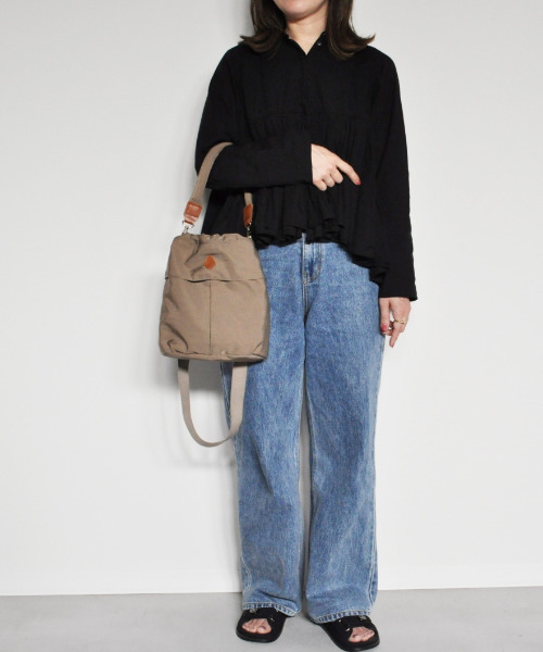 CLEDRAN（クレドラン）の「【本革付属 軽量】CL3806  PELI SOFT HANDLE 2WAY BAG 巾着 スリング（ショルダーバッグ・レディース・チャコールグレー/ブルー/ブラック/ベージュ・FREE）」の20枚目の写真