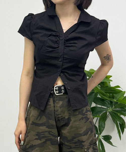 HALEY PESCA(ヘーリーペスカ)の「HALEY PESCA/シワ加工 ギャザー風デザイン タイトミニブラウス(シャツ/ブラウス・レディース・ホワイト/ブラック・SMALL/MEDIUM/LARGE)」の2枚目の写真