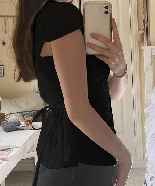 HALEY PESCA(ヘーリーペスカ)の「HALEY PESCA/シワ加工 ギャザー風デザイン タイトミニブラウス(シャツ/ブラウス・レディース・ホワイト/ブラック・SMALL/MEDIUM/LARGE)」の5枚目の写真