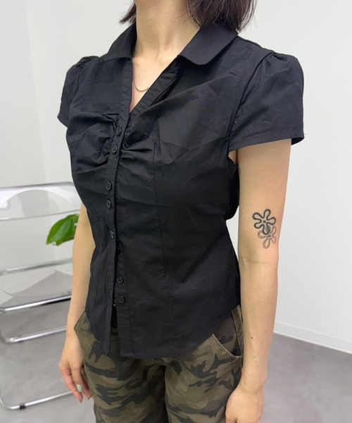 HALEY PESCA(ヘーリーペスカ)の「HALEY PESCA/シワ加工 ギャザー風デザイン タイトミニブラウス(シャツ/ブラウス・レディース・ホワイト/ブラック・SMALL/MEDIUM/LARGE)」の8枚目の写真