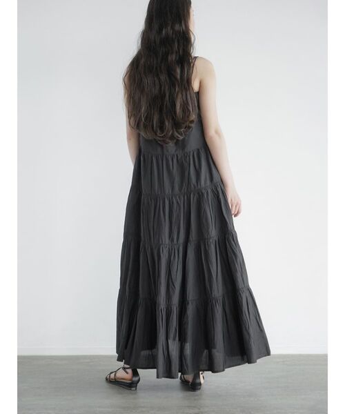 FIKA.(フィーカ)の「Tiered cami onepiece(ワンピース・レディース・オフホワイト・MEDIUM)」の7枚目の写真