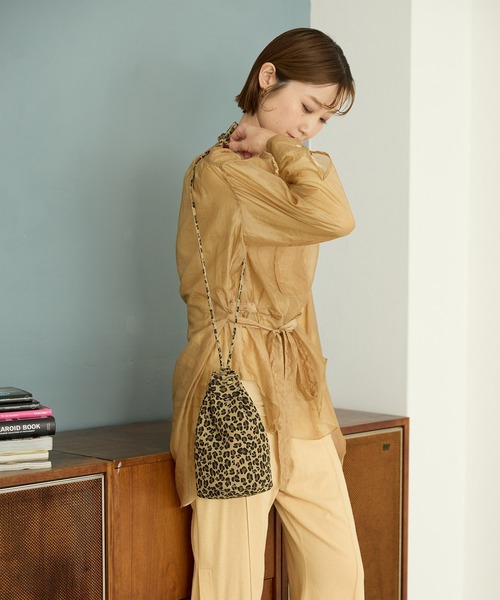 HASHIBAMI（ハシバミ）の「【HASHIBAMI】スエード レオパード ボンサックポシェット（ショルダーバッグ・レディース・レオパード・FREE）」の5枚目の写真