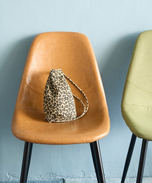 HASHIBAMI（ハシバミ）の「【HASHIBAMI】スエード レオパード ボンサックポシェット（ショルダーバッグ・レディース・レオパード・FREE）」の8枚目の写真