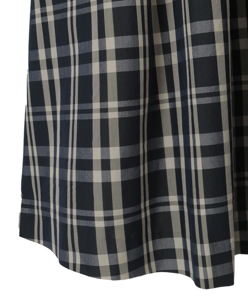 Tiara（ティアラ）の「ハイウエストタックフレアスカート（スカート・レディース・ブラック/チェック/ベージュ・3/2）」の17枚目の写真