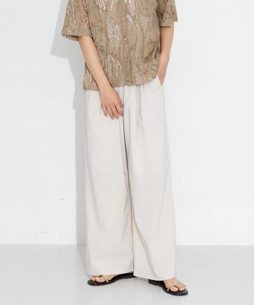 URBAN RESEARCH Sonny Label（アーバンリサーチサニーレーベル）の「機能素材イージーワイドパンツ（その他パンツ・レディース・アイボリー/グレー/チャコールグレー・36/38）」の19枚目の写真