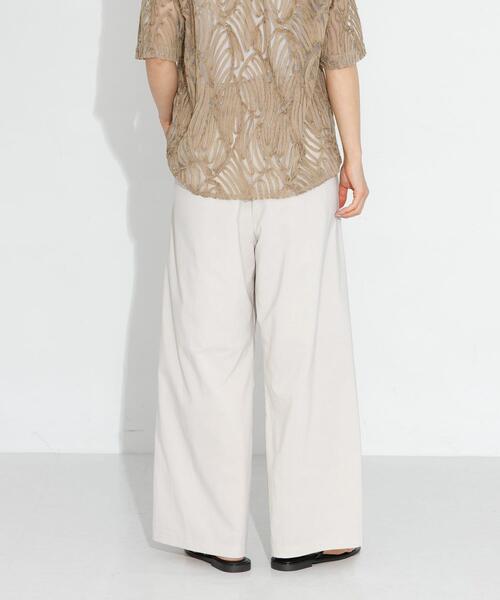 URBAN RESEARCH Sonny Label（アーバンリサーチサニーレーベル）の「機能素材イージーワイドパンツ（その他パンツ・レディース・アイボリー/グレー/チャコールグレー・36/38）」の16枚目の写真