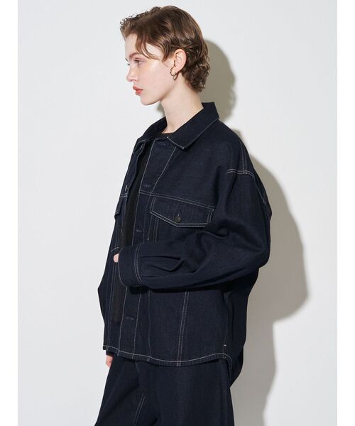 ELENDEEK(エレンディーク)の「ワンウォッシュデニムジャケット(デニムジャケット・レディース・インディゴブルー・FREE)」の4枚目の写真