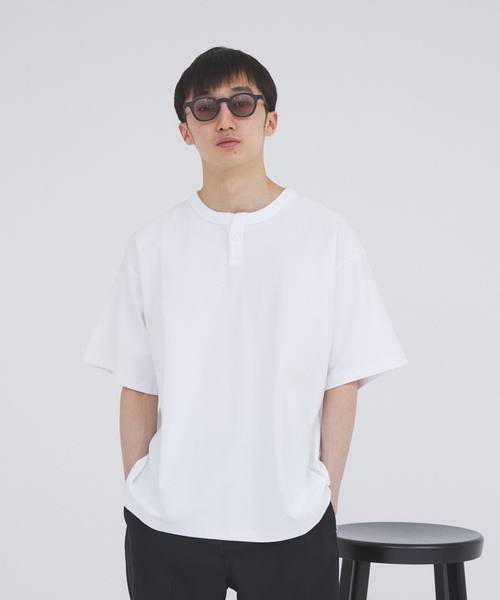 JOURNAL STANDARD(ジャーナルスタンダード)の「OE バック ジャージー ピグメント ヘンリーネック Tシャツ(Tシャツ/カットソー・メンズ・ブラック/サックスブルー/ホワイト/ベージュ系その他・MEDIUM/LARGE)」の10枚目の写真