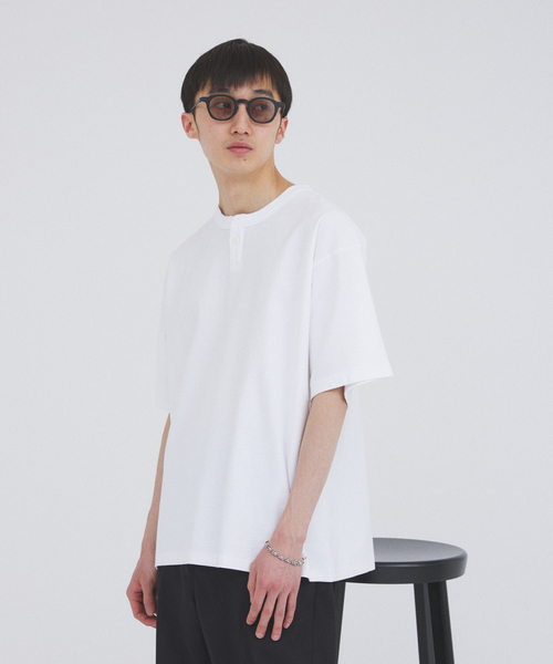 JOURNAL STANDARD(ジャーナルスタンダード)の「OE バック ジャージー ピグメント ヘンリーネック Tシャツ(Tシャツ/カットソー・メンズ・ブラック/サックスブルー/ホワイト/ベージュ系その他・MEDIUM/LARGE)」の12枚目の写真