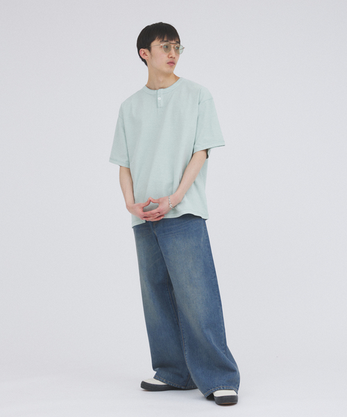JOURNAL STANDARD(ジャーナルスタンダード)の「OE バック ジャージー ピグメント ヘンリーネック Tシャツ(Tシャツ/カットソー・メンズ・ブラック/サックスブルー/ホワイト/ベージュ系その他・MEDIUM/LARGE)」の19枚目の写真