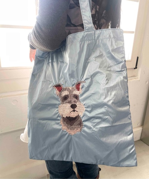 Casselini（キャセリーニ）の「Casselini(キャセリーニ)ナイロンエンブロイダリートート（トートバッグ・レディース・シルバー/ブルー/ブラック・FREE）」の5枚目の写真