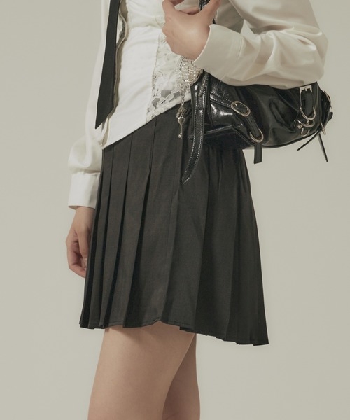 BLANK　（ブランク）の「Box Pleated Skirt / ボックスプリーツスカート（スカート・レディース・グレー/カーキ/ホワイト/ブラック・FREE）」の6枚目の写真