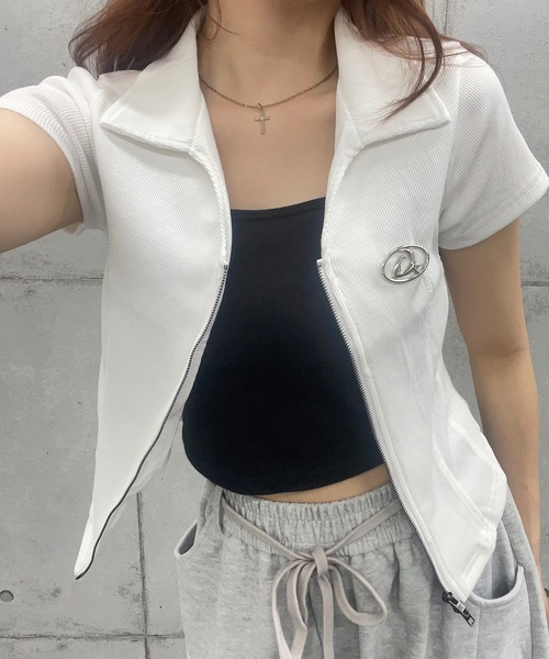 ROGER AND RAW（ロジャーアンドロウ）の「プレート付きダブルジップリブトップス（Tシャツ/カットソー・レディース・ホワイト/ブラック/スミクロ・FREE）」の6枚目の写真