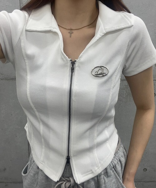 ROGER AND RAW（ロジャーアンドロウ）の「プレート付きダブルジップリブトップス（Tシャツ/カットソー・レディース・ホワイト/ブラック/スミクロ・FREE）」の11枚目の写真