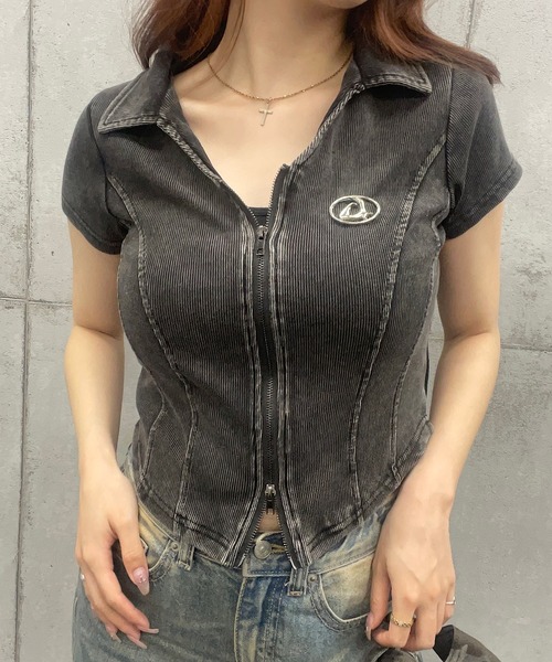ROGER AND RAW（ロジャーアンドロウ）の「プレート付きダブルジップリブトップス（Tシャツ/カットソー・レディース・ホワイト/ブラック/スミクロ・FREE）」の14枚目の写真