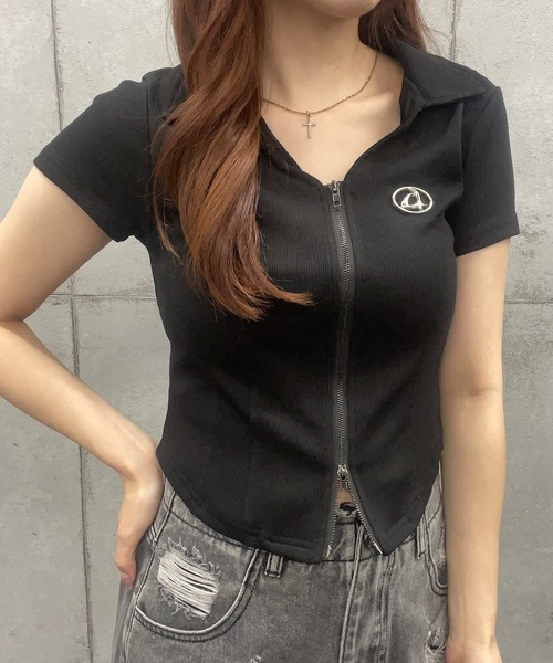 ROGER AND RAW（ロジャーアンドロウ）の「プレート付きダブルジップリブトップス（Tシャツ/カットソー・レディース・ホワイト/ブラック/スミクロ・FREE）」の20枚目の写真