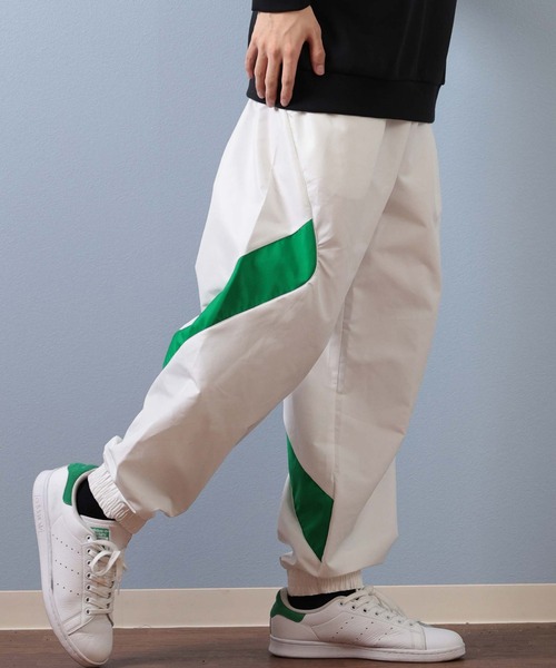 adidas(アディダス)の「adidas/アディダス M STADIUM SEAS ウーブンパンツ トラックパンツ KLG63(その他パンツ・メンズ・ホワイト/ブラック・2XL/XL/L/M)」の11枚目の写真