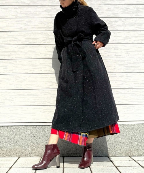 Q（キュー）の「へリンボンスタンドロングコート（その他アウター・レディース・チャコールグレー/ブラウン・MEDIUM）」の18枚目の写真