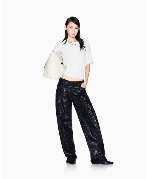 ARMANI EXCHANGE(アルマーニエクスチェンジ)の「【A|X アルマーニ エクスチェンジ】ジュエルデザインネック ブラウス(シャツ/ブラウス・レディース・アイボリー/ブラック・LARGE/MEDIUM/SMALL/X-LARGE/X-SMALL)」の5枚目の写真
