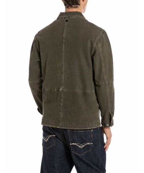 REPLAY（リプレイ）の「ヴィンテージ ウォッシュゴートスウェードジャケット（カバーオール・メンズ・グレー・SMALL）」の2枚目の写真