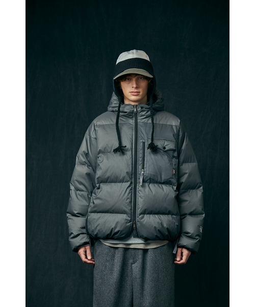 WHIZLIMITED（ウィズリミテッド）の「WAS DOWN PARKA / NANGA x WHIZLIMITED（ダウンジャケット/コート・メンズ・チャコール/グリーン・MEDIUM/LARGE）」の2枚目の写真