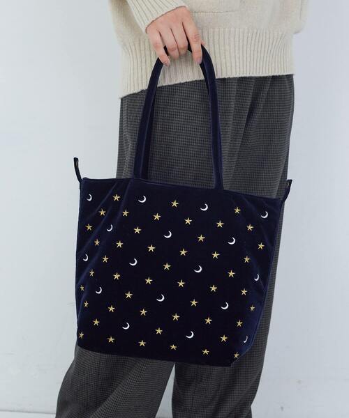 ADIEU TRISTESSE（アデュートリステス）の「星空刺繍バッグ（トートバッグ・レディース・ネイビー/ベージュ系その他・FREE）」の13枚目の写真
