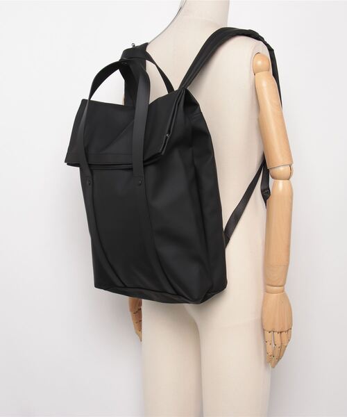 RAINS（レインズ）の「RAINS/レインズ/2ウェイトートバックパック/12940（バックパック/リュック・メンズ・ブラック・F）」の9枚目の写真