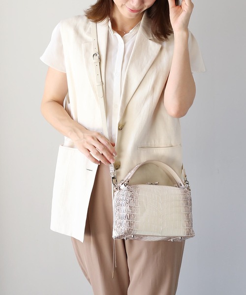 sankyo shokai(サンキョウショウカイ)の「ヒマラヤクロコダイルレザー 2wayハンドバッグ(ハンドバッグ・レディース・ホワイト・FREE)」の6枚目の写真