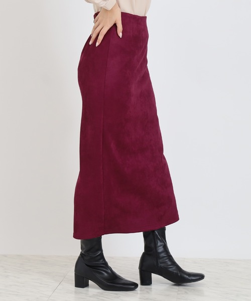 TRUDEA（トルディア）の「スエードナロータイトスカート（スカート・レディース・ワイン/ブラウン/キャメル・MEDIUM）」の13枚目の写真