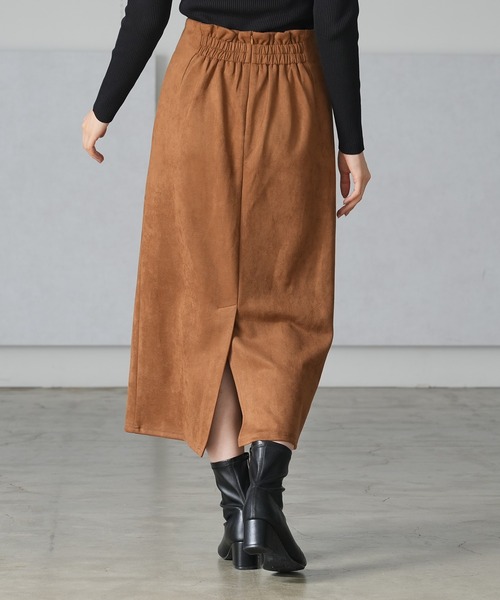 TRUDEA（トルディア）の「スエードナロータイトスカート（スカート・レディース・ワイン/ブラウン/キャメル・MEDIUM）」の6枚目の写真
