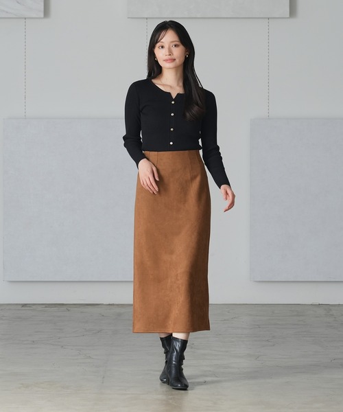 TRUDEA（トルディア）の「スエードナロータイトスカート（スカート・レディース・ワイン/ブラウン/キャメル・MEDIUM）」の8枚目の写真