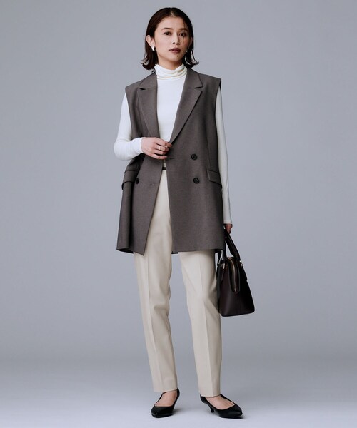 UNTITLED（アンタイトル）の「【あったか素材/ストレッチ性】裏起毛テーパードパンツ（その他パンツ・レディース・オフホワイト/ナチュラル/ブラック/ダークブラウン・04/03/02/01/00/50/48/46/44/42）」の14枚目の写真