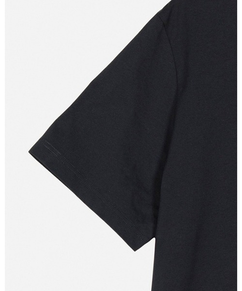 marimekko（マリメッコ）の「【kioski】【ASIA　EXCLUSIVE】 Embla Unikko / t-shirt（Tシャツ/カットソー・レディース・ブラック・SMALL/MEDIUM/LARGE/X-SMALL）」の12枚目の写真