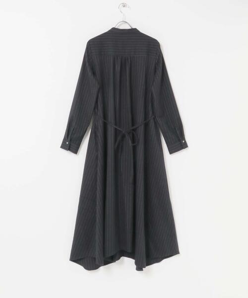 URBAN RESEARCH ROSSO WOMEN（アーバンリサーチ　ロッソ）の「『WEB限定』イレギュラーヘムワンピース（ワンピース・レディース・ネイビー/ブラウン/グレー・FREE）」の16枚目の写真