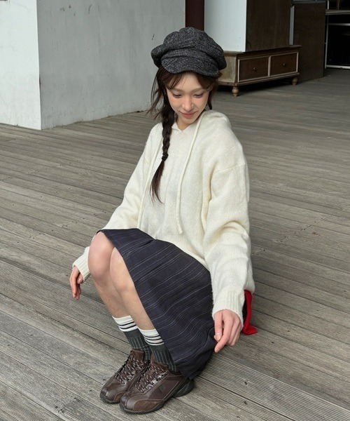 Vini(ヴィニ)の「【Vini】ストライプ プリーツ ミディスカート(スカート・レディース・グレー系その他・LARGE/SMALL/MEDIUM)」の5枚目の写真