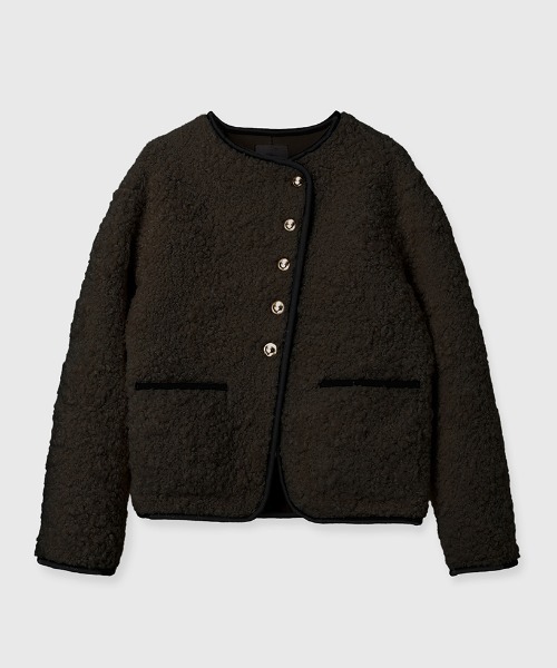 anuans（アニュアンス）の「ECOPELパイピングボアジャケット（ノーカラージャケット・レディース・ダークブラウン/アイボリー・SMALL/MEDIUM）」の2枚目の写真