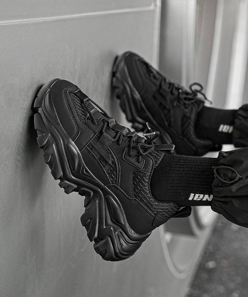 WESTBOY(ウエストボーイ)の「厚底 ワントーンスニーカー WO25W2SH02【WB ORIGINALS】【2025AW】(スニーカー・メンズ・ホワイト/ブラック・41/44/43/42)」の6枚目の写真