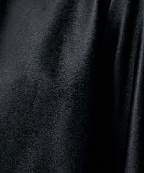 UNTITLED（アンタイトル）の「【着丈短め/柔らかな質感】ラムレザージャケット（ライダースジャケット・レディース・ダークブラウン/ブラック・48/44/04/03/02/01/00）」の10枚目の写真