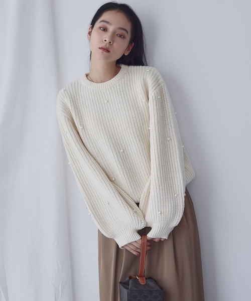 ELFRANK(エルフランク)の「パール付き ボリュームスリーブ ニット プルオーバー【洗える】(ニット/セーター・レディース・アイボリー/ブラック/グレー・FREE)」の15枚目の写真