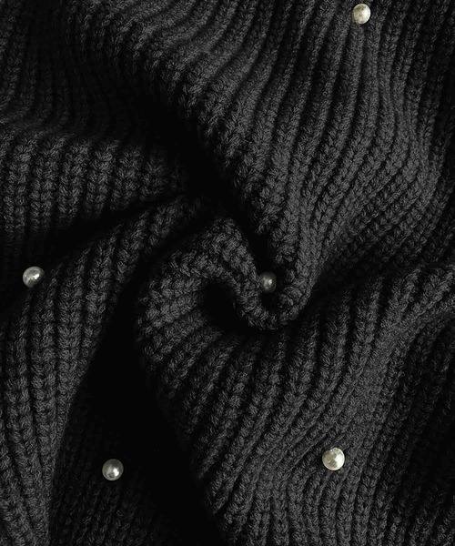 ELFRANK(エルフランク)の「パール付き ボリュームスリーブ ニット プルオーバー【洗える】(ニット/セーター・レディース・アイボリー/ブラック/グレー・FREE)」の20枚目の写真
