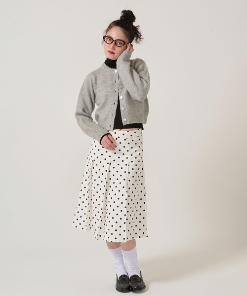 TINA:JOJUN(ティーナジョジュン)の「ドット柄 プリーツスカート TINA:JOJUN(スカート・レディース・カーキ/ホワイト/ベージュ・S/M)」の2枚目の写真