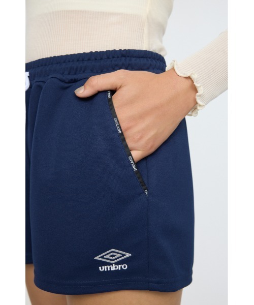 MOUSSY(マウジー)の「UMBRO PIPING トラックショーツ(スウェットパンツ・レディース・マジェンタ/ネイビー・FREE)」の14枚目の写真