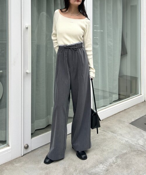 mystic(ミスティック)の「【4色展開◎】プレート付きクルーリブニット(ニット/セーター・レディース・ブラック/ブラウン/グレー/アイボリー・FREE)」の21枚目の写真