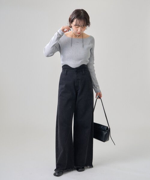 mystic(ミスティック)の「【4色展開◎】プレート付きクルーリブニット(ニット/セーター・レディース・ブラック/ブラウン/グレー/アイボリー・FREE)」の19枚目の写真