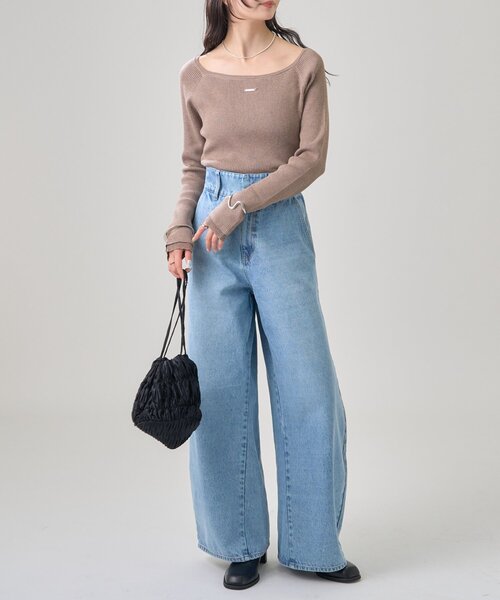 mystic(ミスティック)の「【4色展開◎】プレート付きクルーリブニット(ニット/セーター・レディース・ブラック/ブラウン/グレー/アイボリー・FREE)」の18枚目の写真