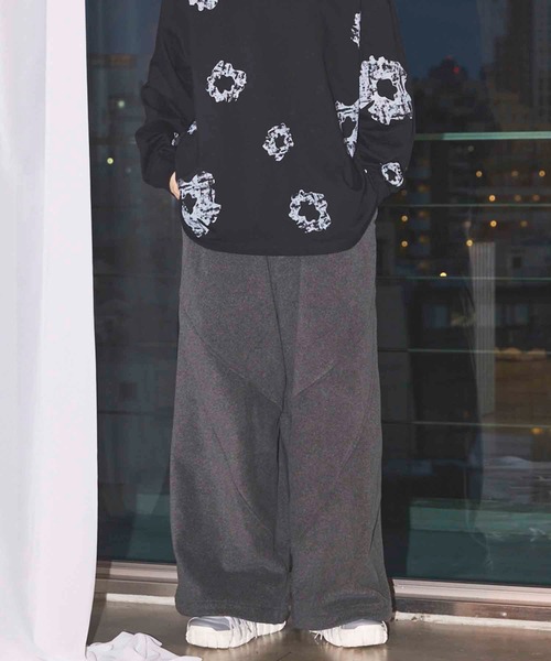 MAISON SPECIAL(メゾンスペシャル)の「《UNISEX》POLATEC Wide Fleece Pants/ポーラテックワイドフリースパンツ【MAISON SPECIAL/メゾンスペシャル】■セットアップ対応■(スウェットパンツ・メンズ・ブラック/チャコールグレー/ブラウン・0/1/2)」の5枚目の写真