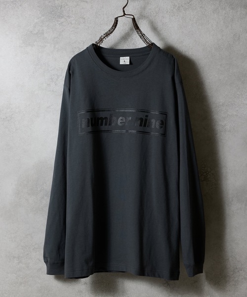 NUMBER (N)INE(ナンバーナイン)の「number nine BOX LINE PRINTED CLASSIC L/S T-SHIRT / ナンバーナイン ボックスライン ロゴプリント クラシック ロンT(Tシャツ/カットソー・メンズ・ブラック/チャコール/ホワイト・M/L/XL)」の3枚目の写真