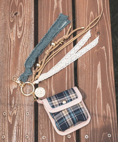 niko and...（ニコアンド）の「【NASU FARM VILLAGE】ポーチチャーム（ネックレス・レディース・ダークブラウン/ライトブルー/ピンク・0）」の3枚目の写真