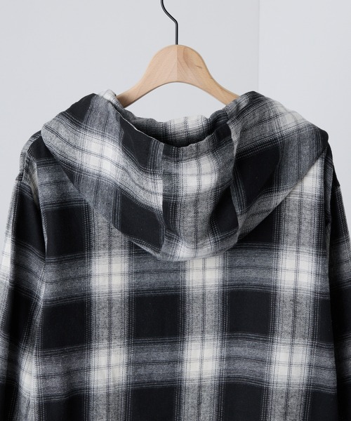 Alfred Alex（アルフレッドアレックス）の「【Alfred Alex】オンブレチェックオーバーサイズフードネルシャツ（シャツ/ブラウス・メンズ・ネイビー/ワイン/ブラック・L/M）」の14枚目の写真
