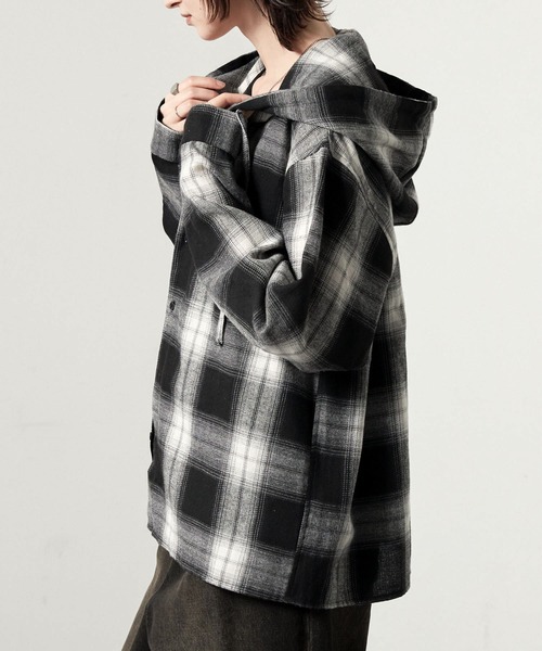 [Alfred Alex] One‑Breast черный оверсайз фудшерт NEL shirt
